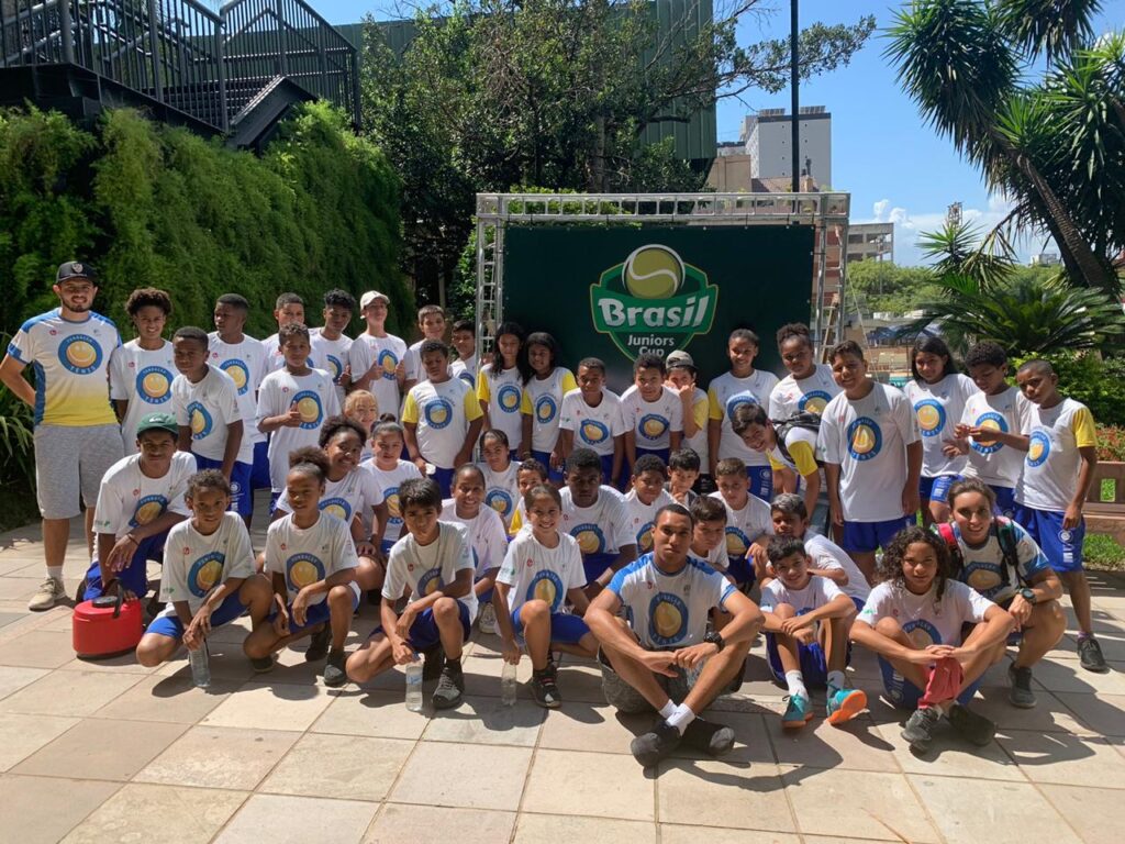 Alunos da Fundação Tênis presentes na Brasil Juniors Cup 2020