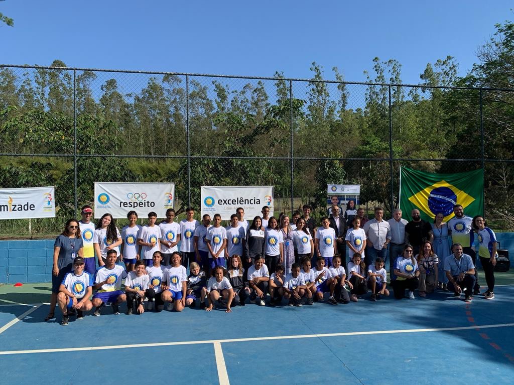 Projeto “Tênis Transformando Vidas” realiza aula inaugural em São José dos Campos, São Paulo
